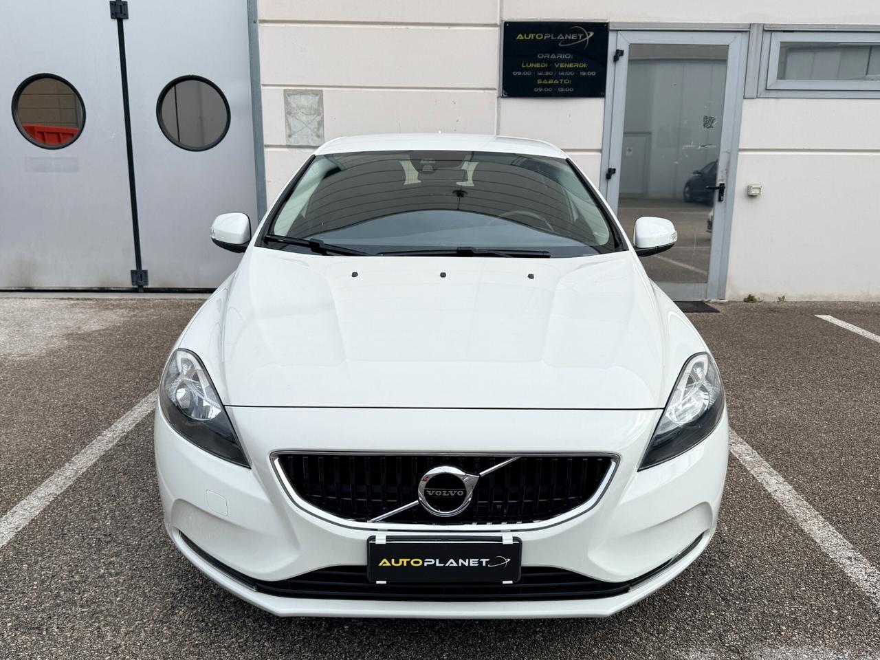 Volvo V40 D2 Geartronic Kinetic