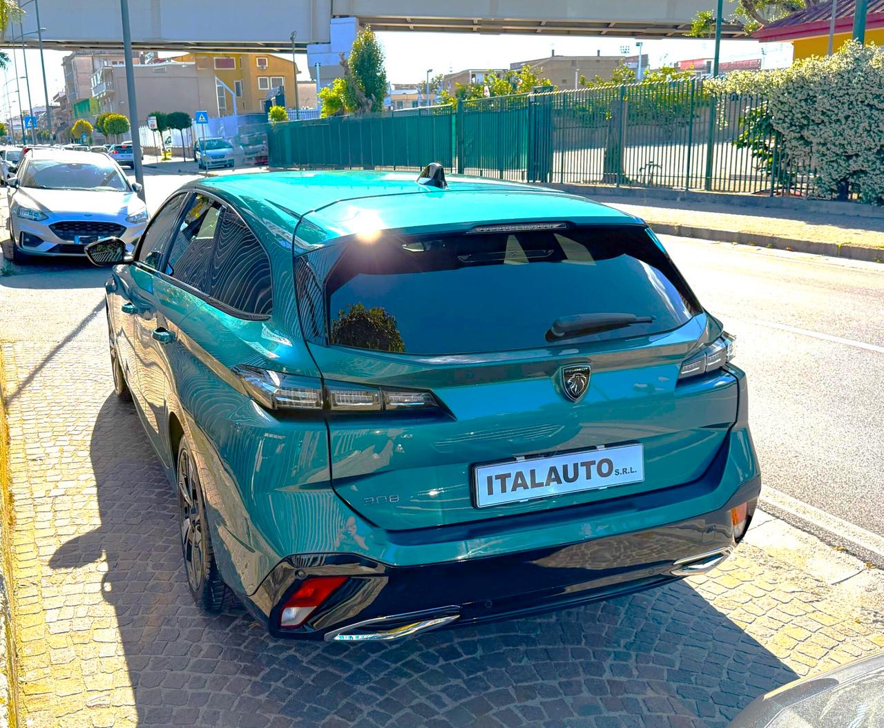 Peugeot 308 BlueHDi 130 S&S EAT8 SW Allure