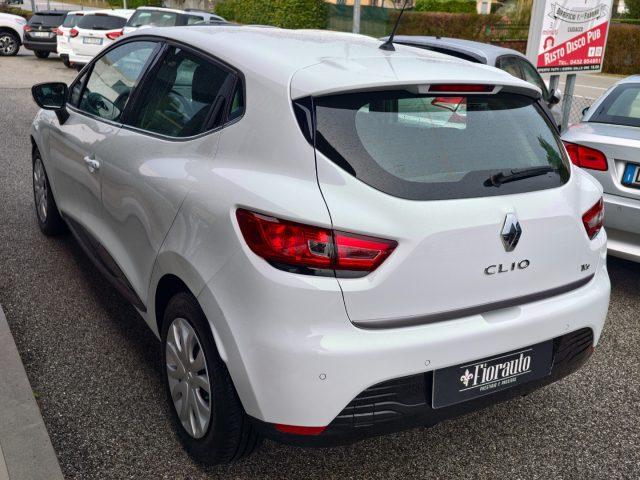 RENAULT Clio 90CV 5 porte COSTUME NATIONAL