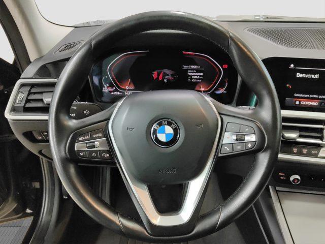 BMW 320 Serie 3 (G20/G21) d Touring Business Advantage a
