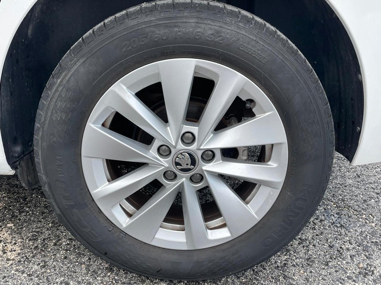 Skoda Kamiq 1.0 TSI Ambition 95cv 2023