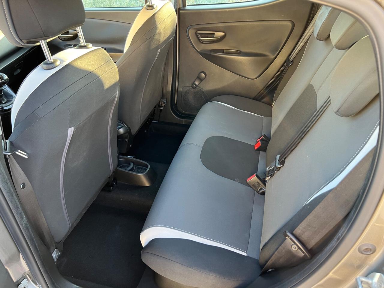 Lancia Ypsilon 1.2 69 CV “62 Mila Km” 2015