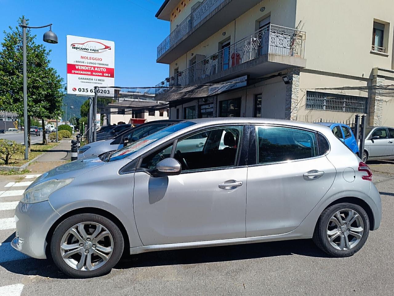 Peugeot 208 1.2 VTI Allure 80.000KM