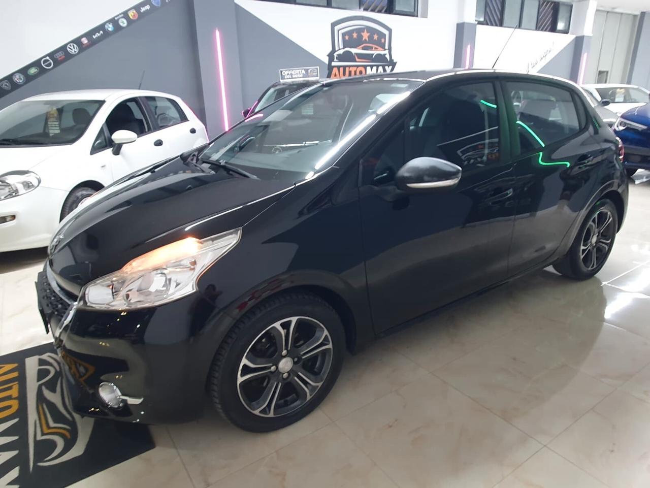 Peugeot 208 1.4 HDi 68cv Allure 2014