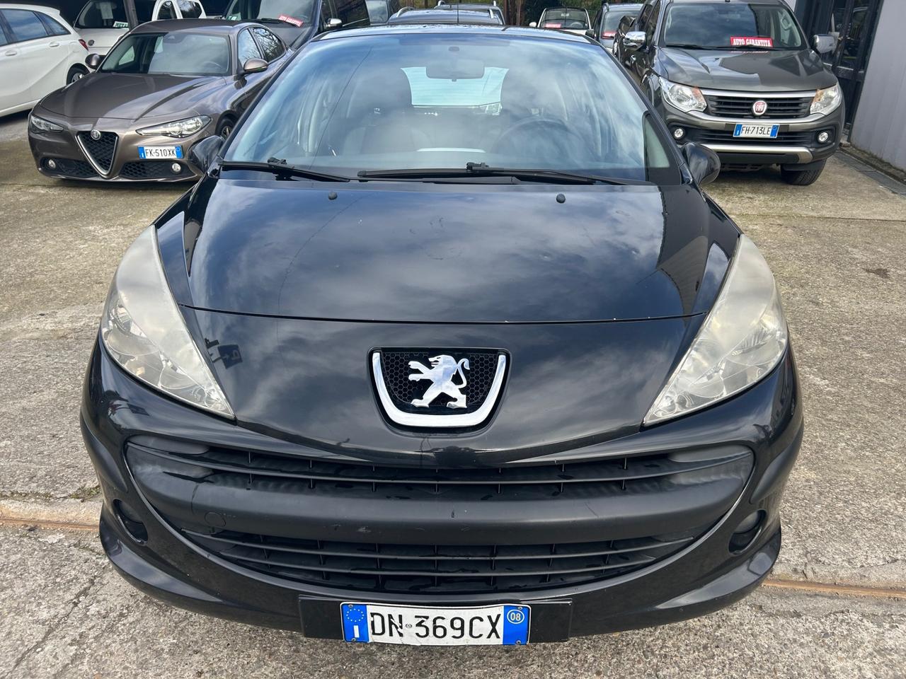 Peugeot 207 1.4 HDi 70CV 5p. ONE Line