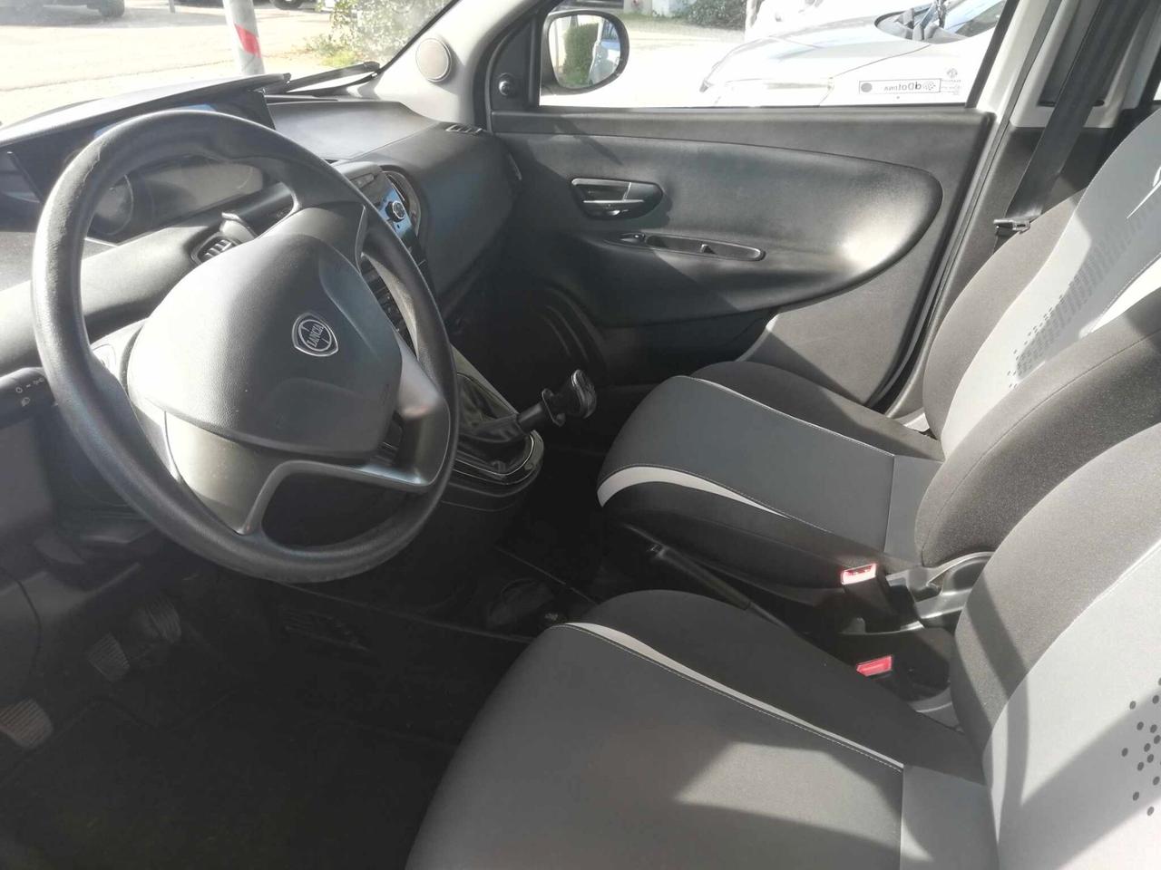 Lancia Ypsilon Elefantino