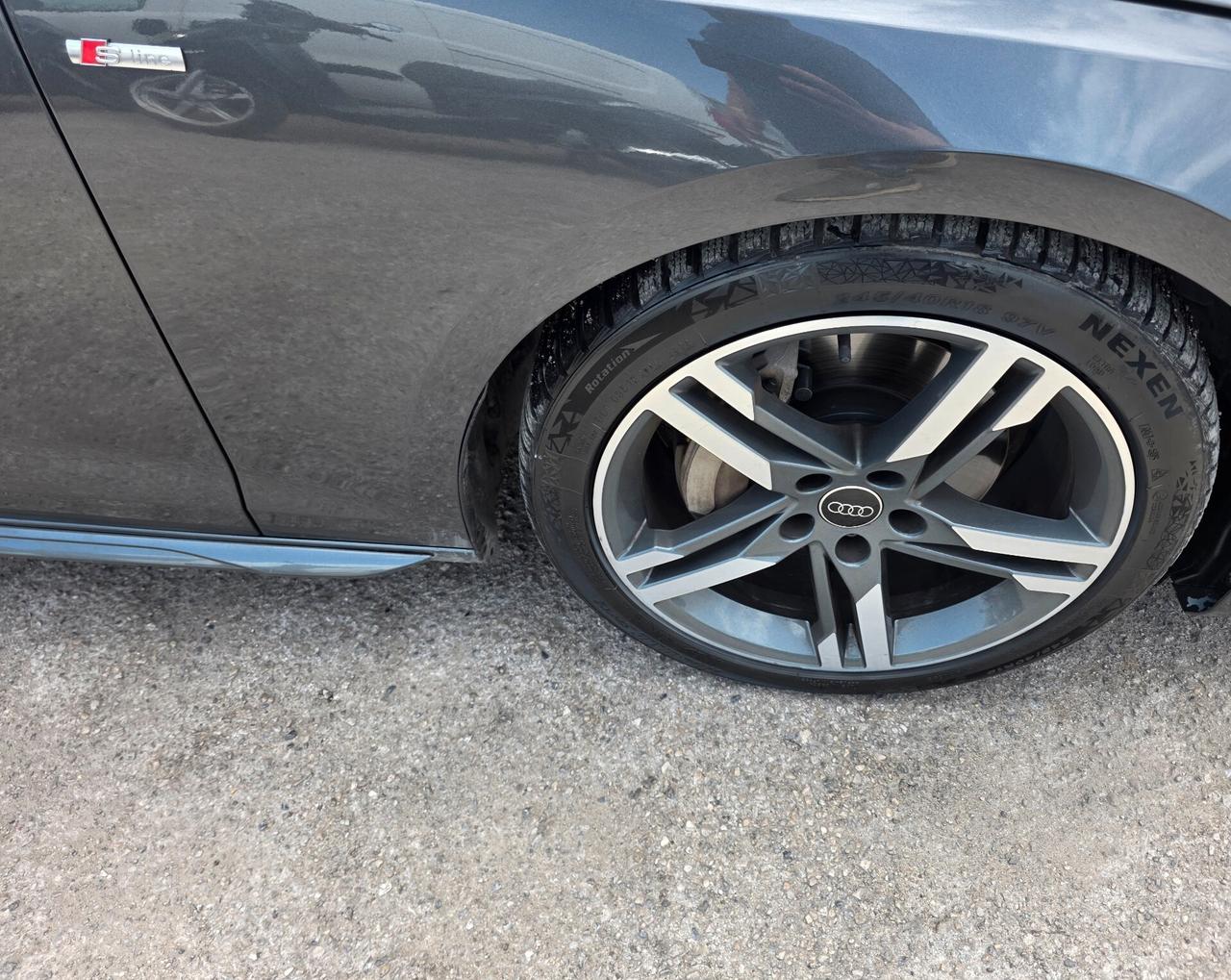 Audi A4 Avant 40 TDI S tronic line edition