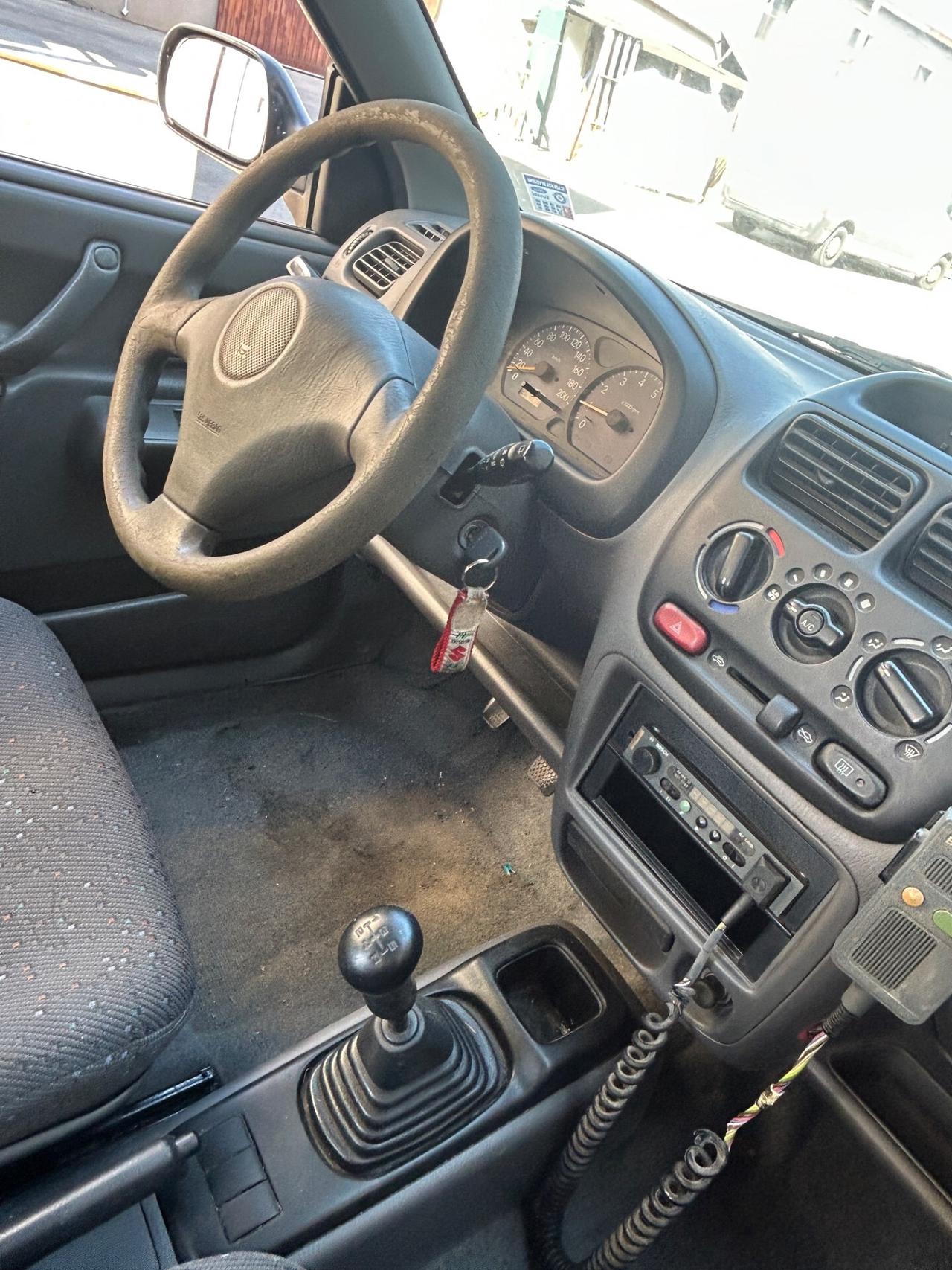 Suzuki Ignis 1.3i 16V cat 4WD GL