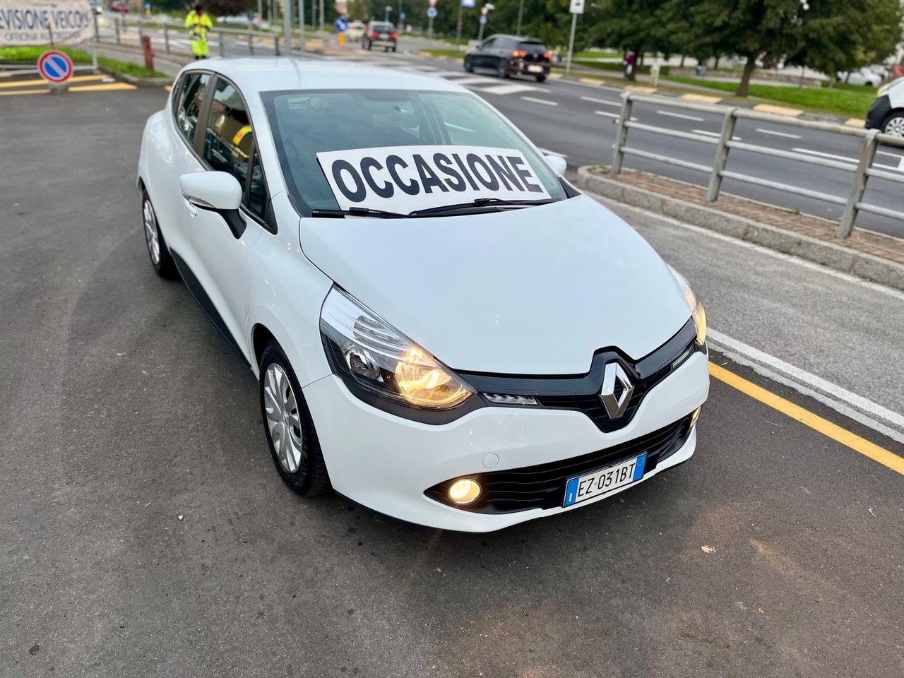 Renault Clio 1.5 dci 75cv 5p Costume National