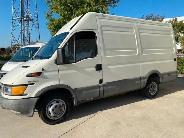 Iveco Daily 35S12V 2.3 Hpi TDI PC-TN Furgone L