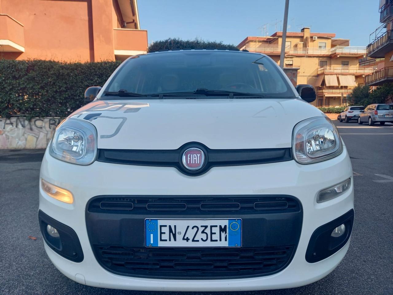 FIAT PANDA AUTOMATICA-TETTO APRIBILE 12 MESI GARANZIA
