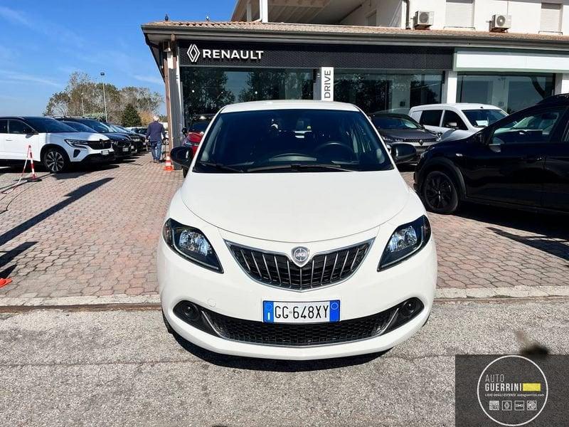 Lancia Ypsilon Ypsilon 1.0 FireFly 5 porte S&S Hybrid Ecochic Silver