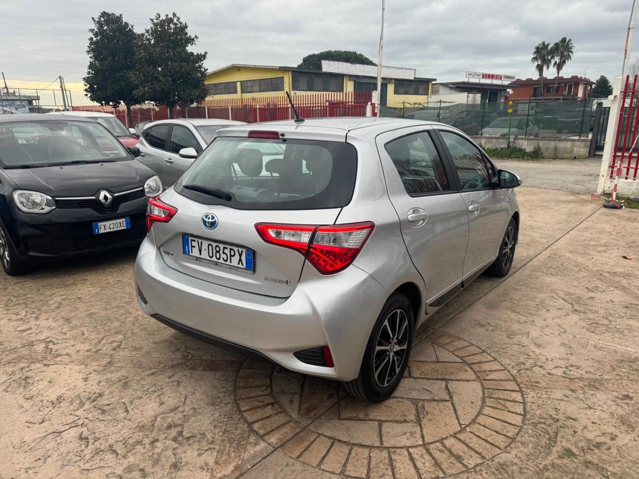 Toyota Yaris 1.5 Hybrid 5 porte Active