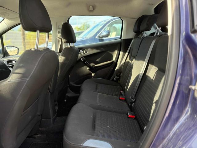 PEUGEOT 208 1.4 8V HDi 68CV 5p. Allure
