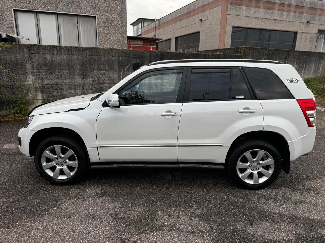 Suzuki Grand Vitara 2.4 aut. 5 porte Evolution Plus