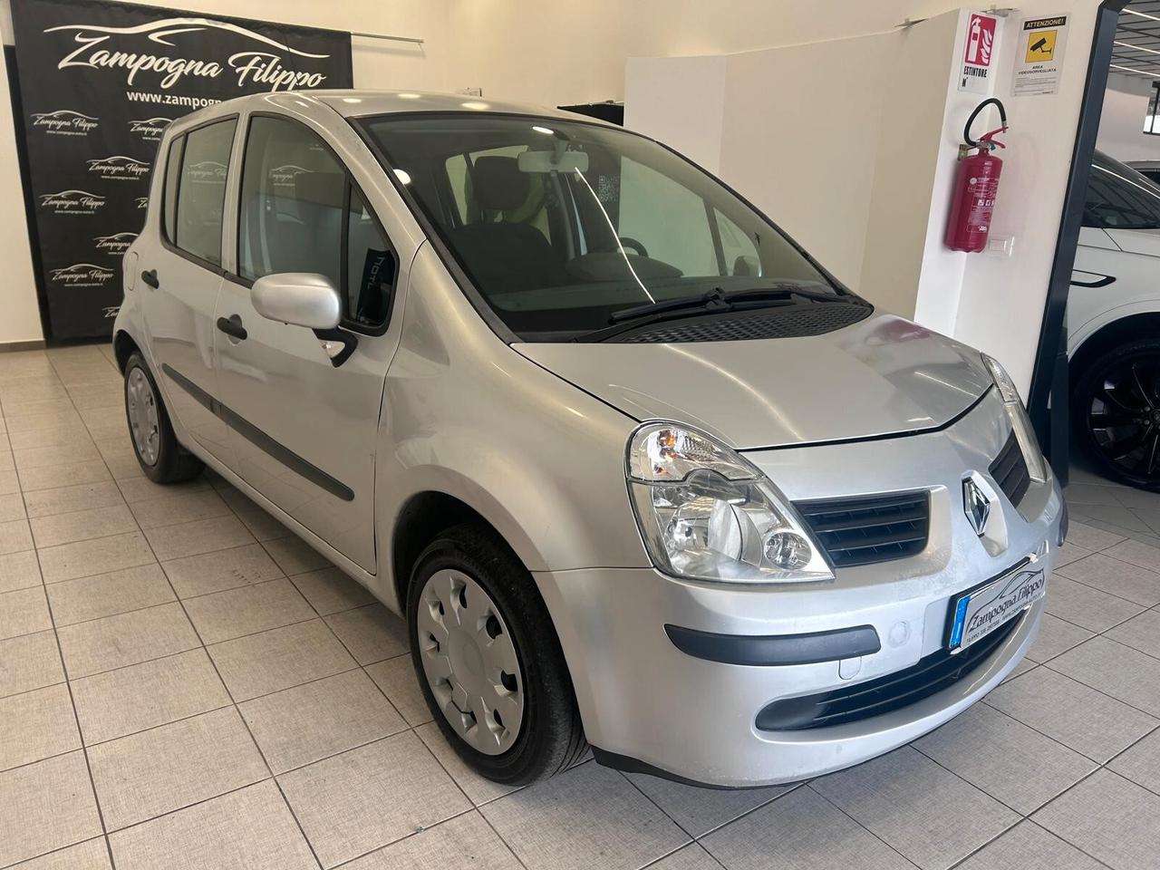 Renault Modus 1.5 dCi 85CV Initiale 2006