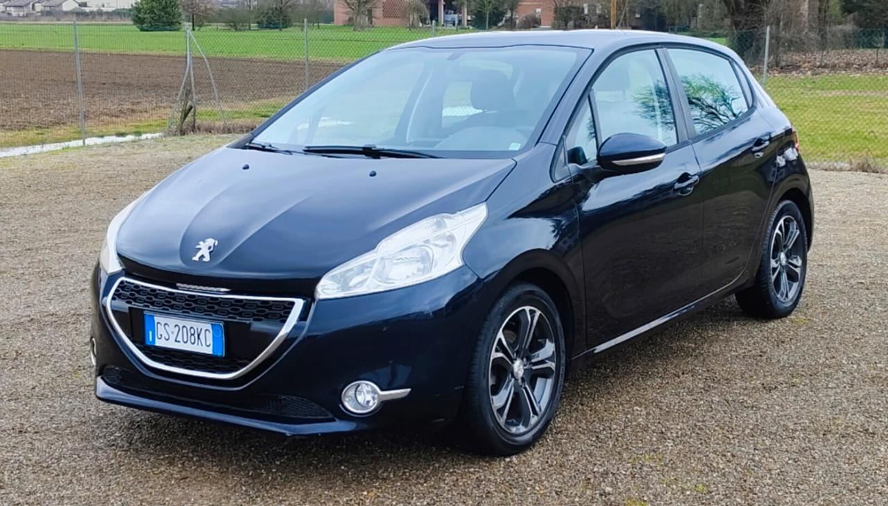 Peugeot 208 1.2 VTi 82 CV 5 porte Allure