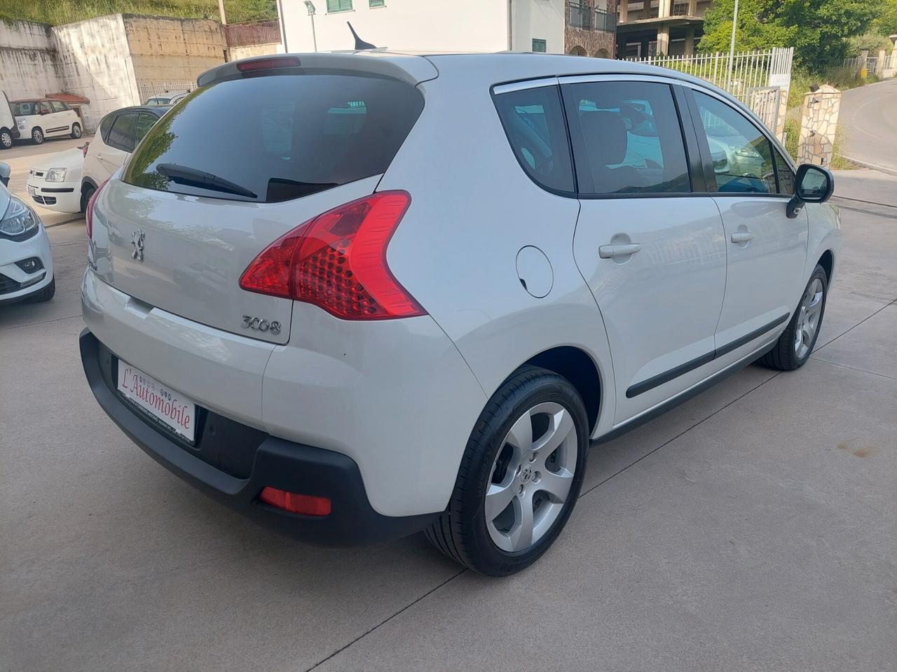 Peugeot 3008 1.6 HDi 112CV Allure