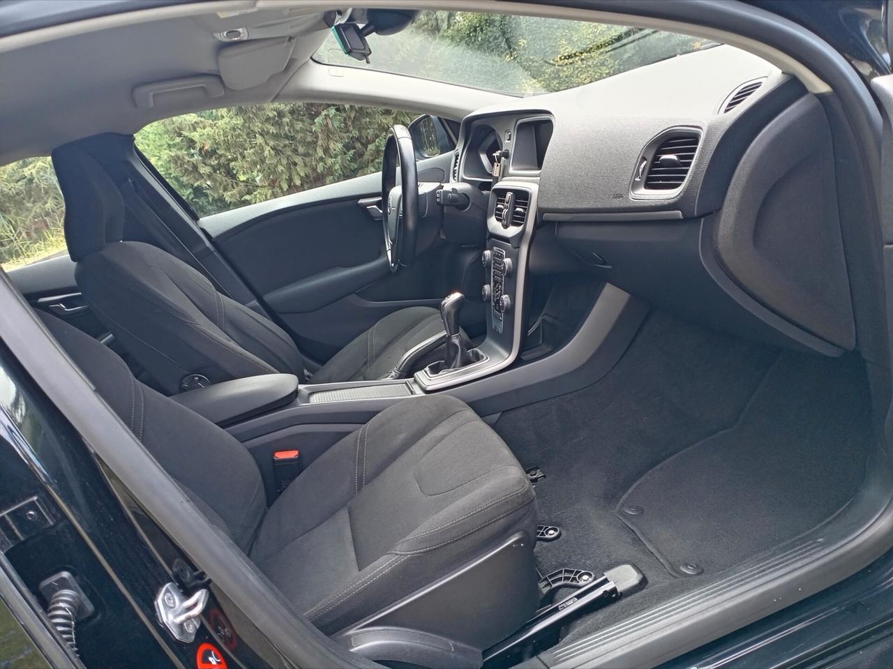 Volvo V40 D2 1.6 Momentum
