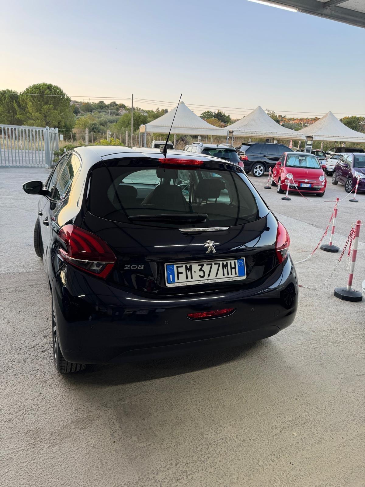 Peugeot 208 BlueHDi 75 5 porte Allure