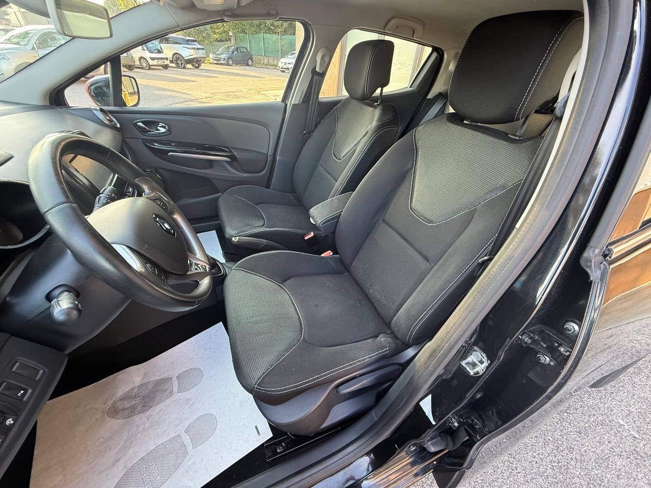 Renault Clio 1.2 75CV 5 porte - Neopatentati