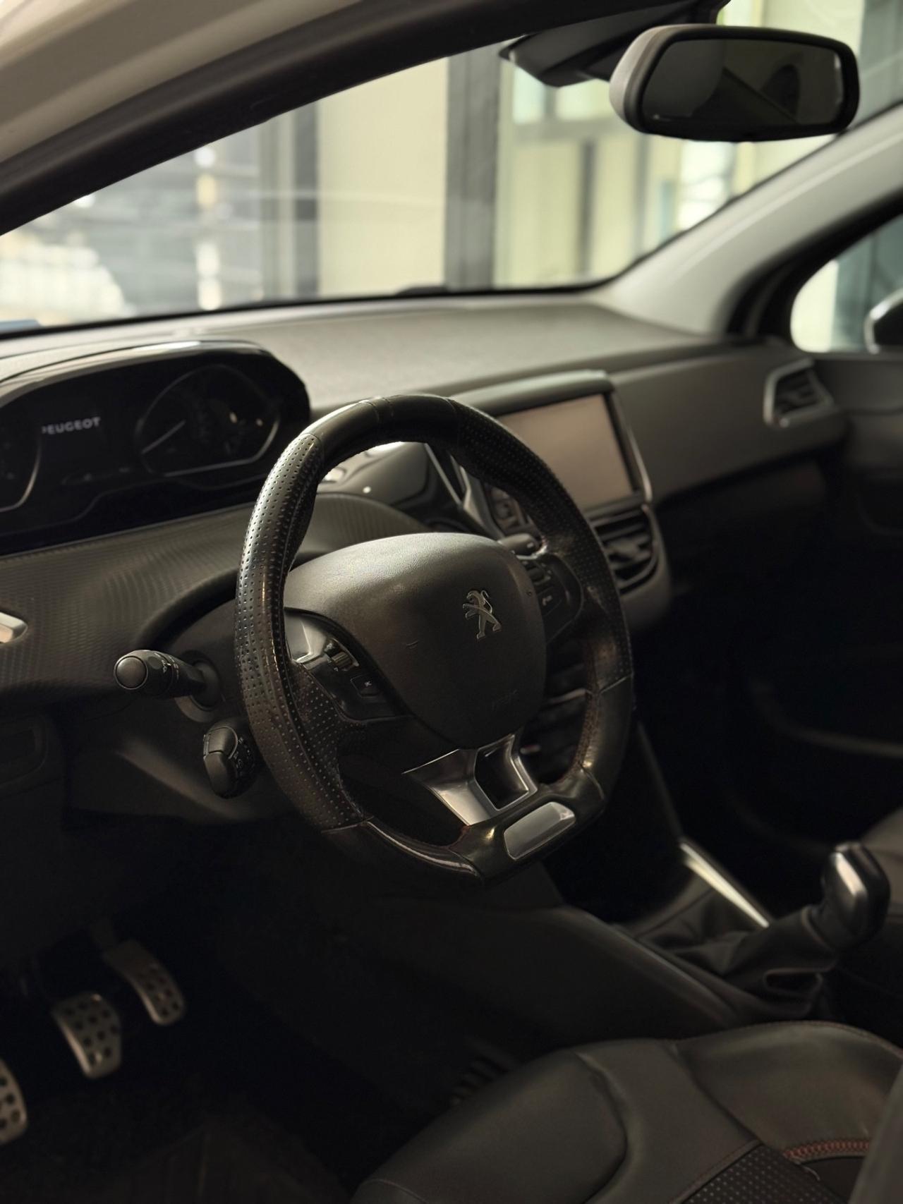 Peugeot 208 BlueHDi 100 5 porte GT Line