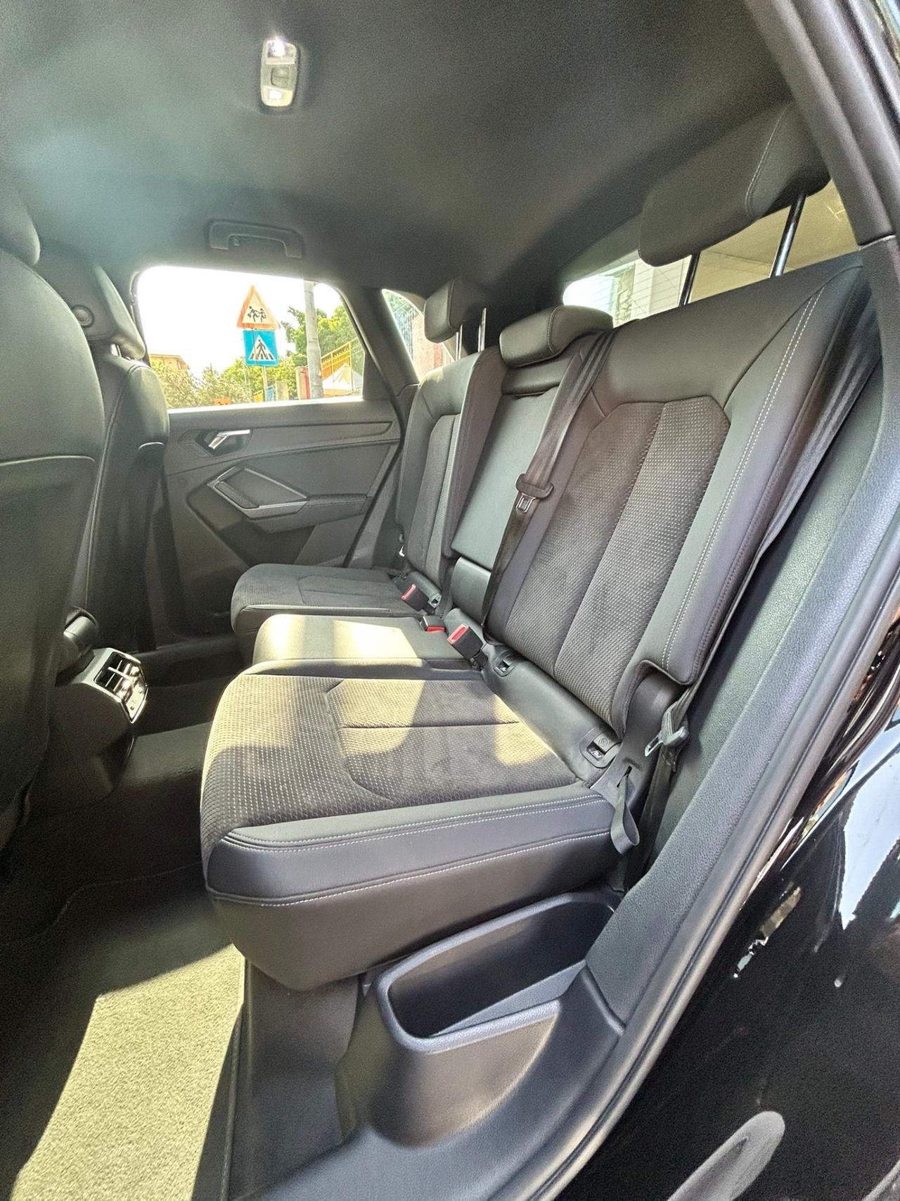 Audi Q3 35 TDI S tronic line edition