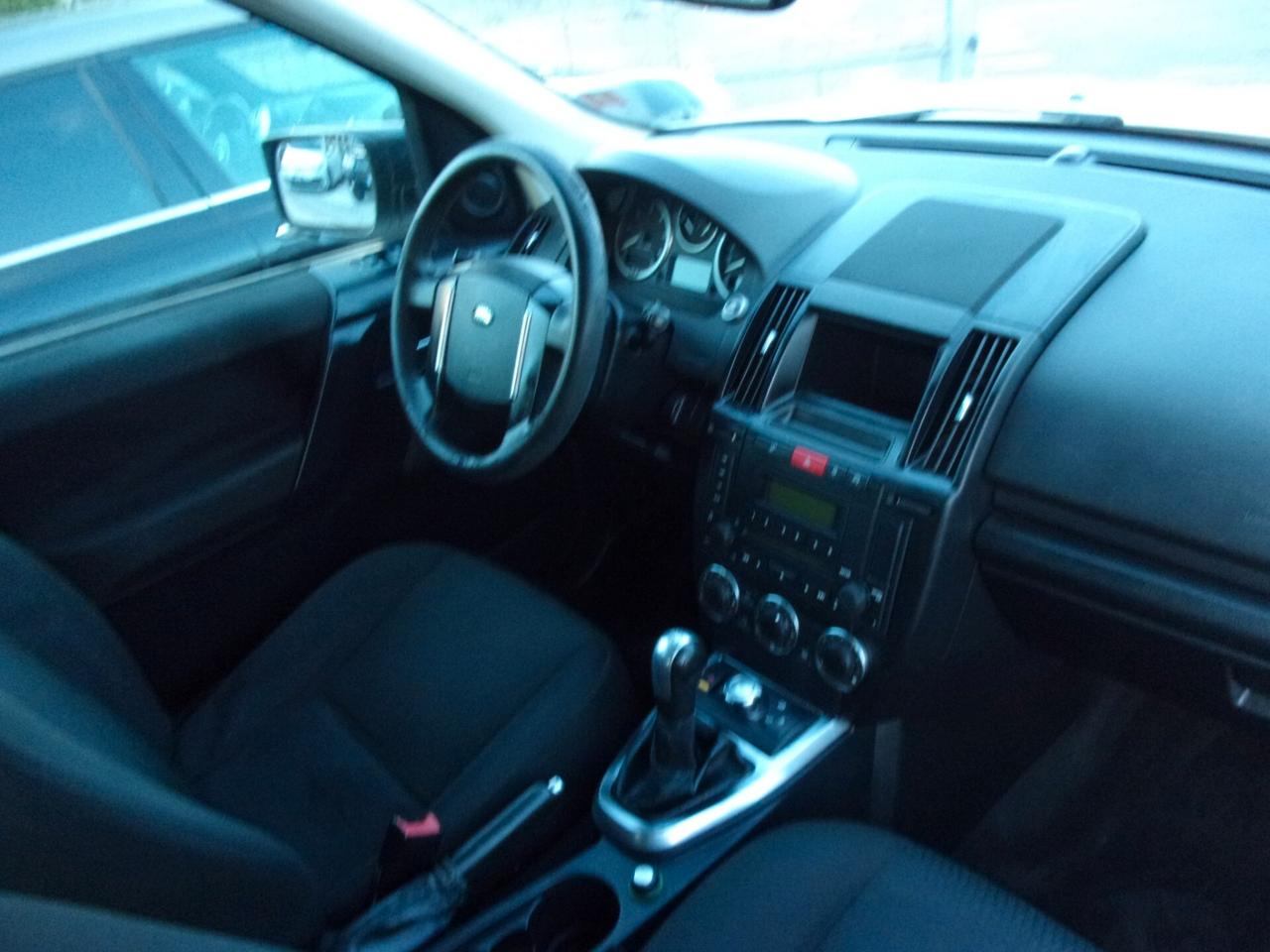 Land Rover Freelander 2.2 TD4 S.W. SE