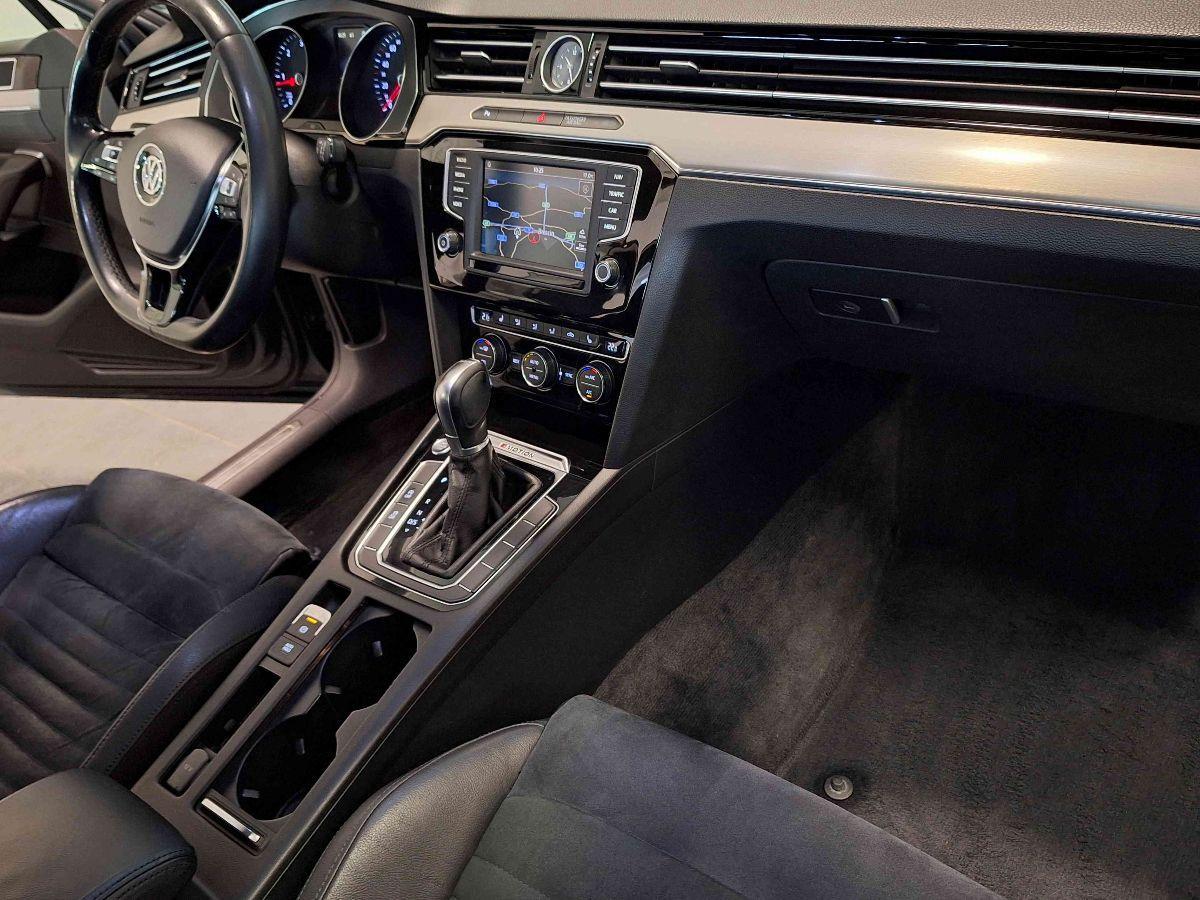 VOLKSWAGEN Passat Var.2.0 TDI 190 4MOT DSG High.BMT - CONTO VENDITA