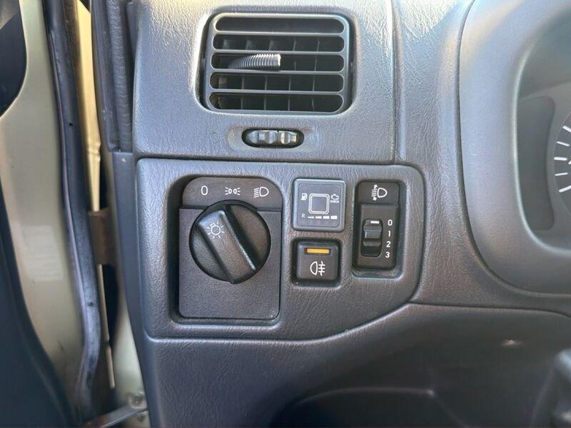 Opel Agila Agila 1.0 12v Club c/abs GPL