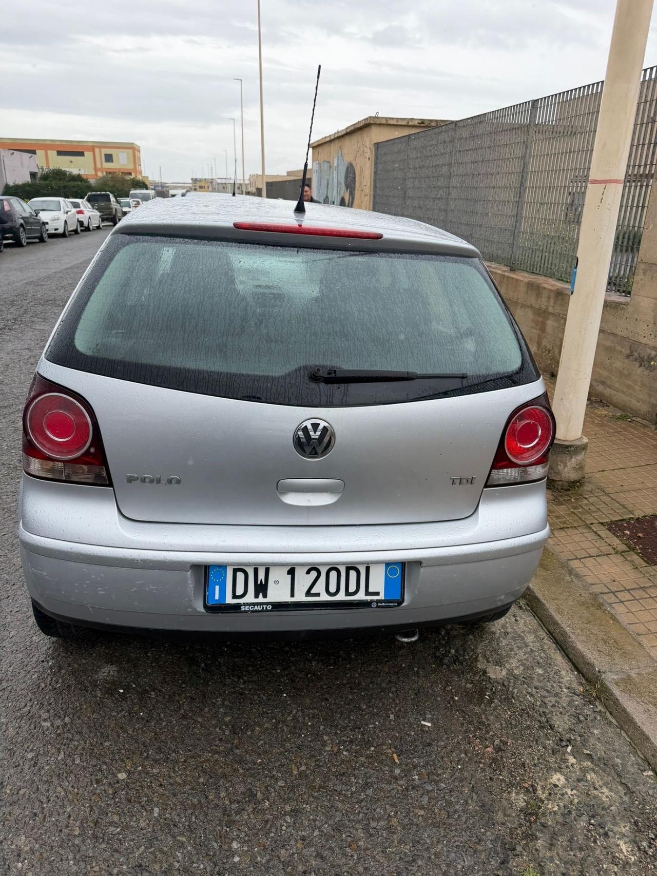 Volkswagen Polo 1.4 Diesel-Neopatentati-Pochi km Percorsi