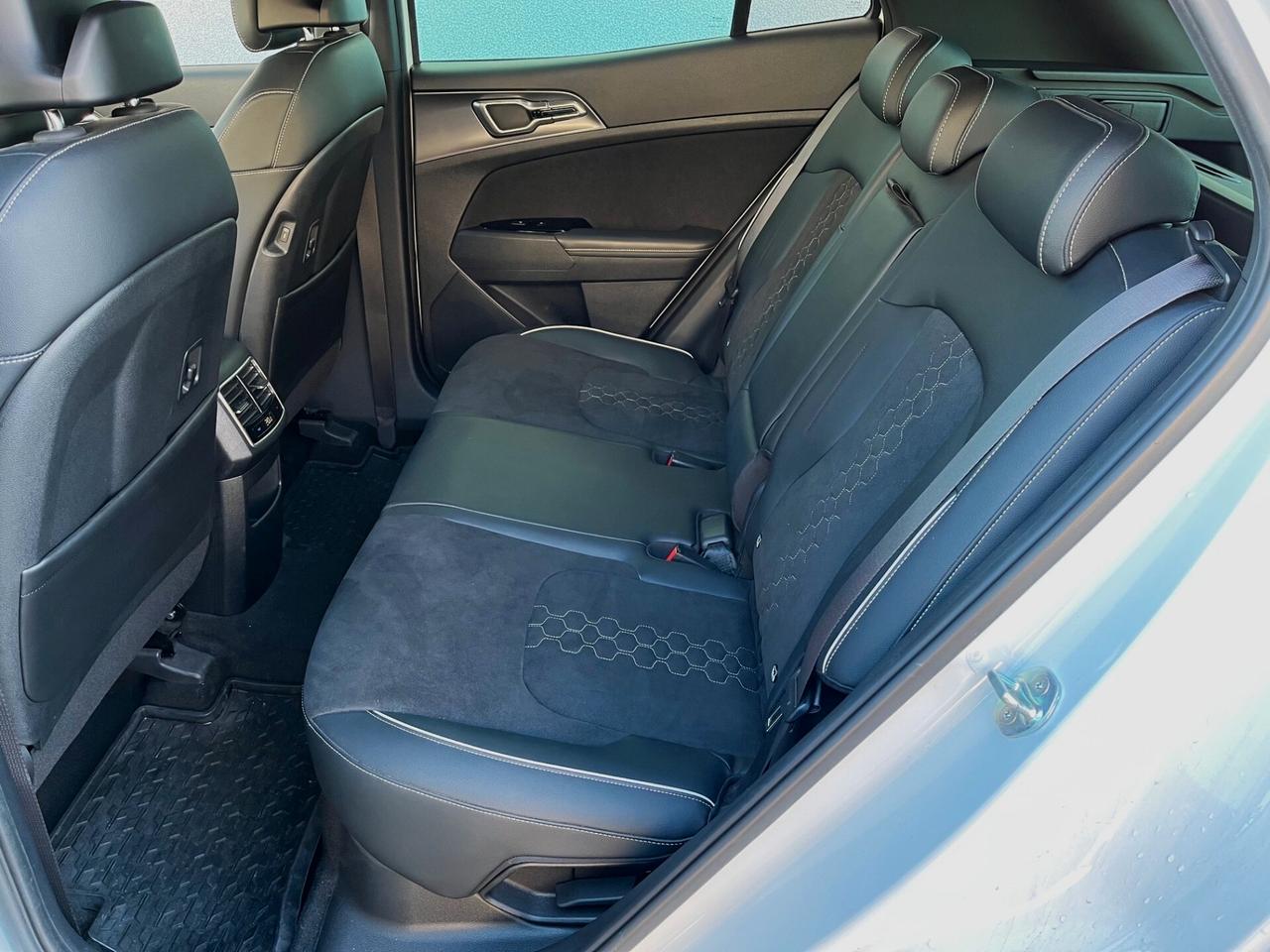 Sportage 1.6 TGDi HEV AT GT-line 230 CV Bicolor (full hybrid)