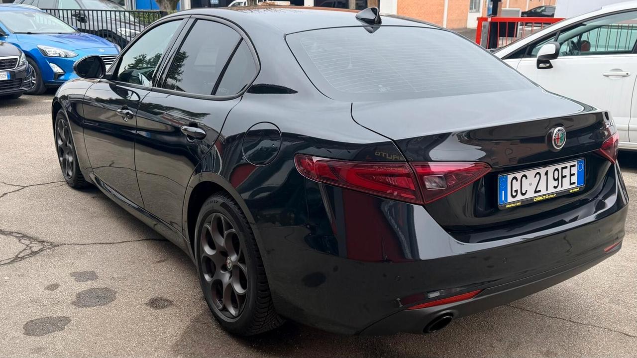 Alfa Romeo Giulia 2.2 Turbodiesel 160 CV AT8 Sprint
