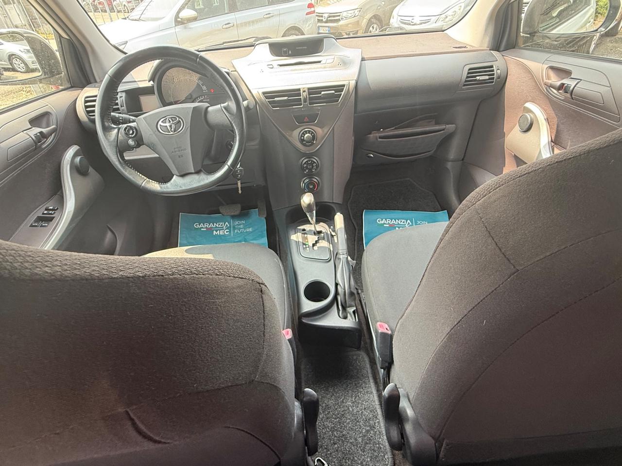 Toyota iQ 1.0 Multidrive