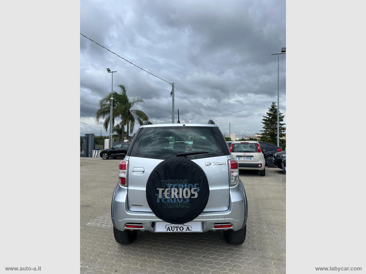 DAIHATSU Terios 1.5 4WD Sho Green Powered