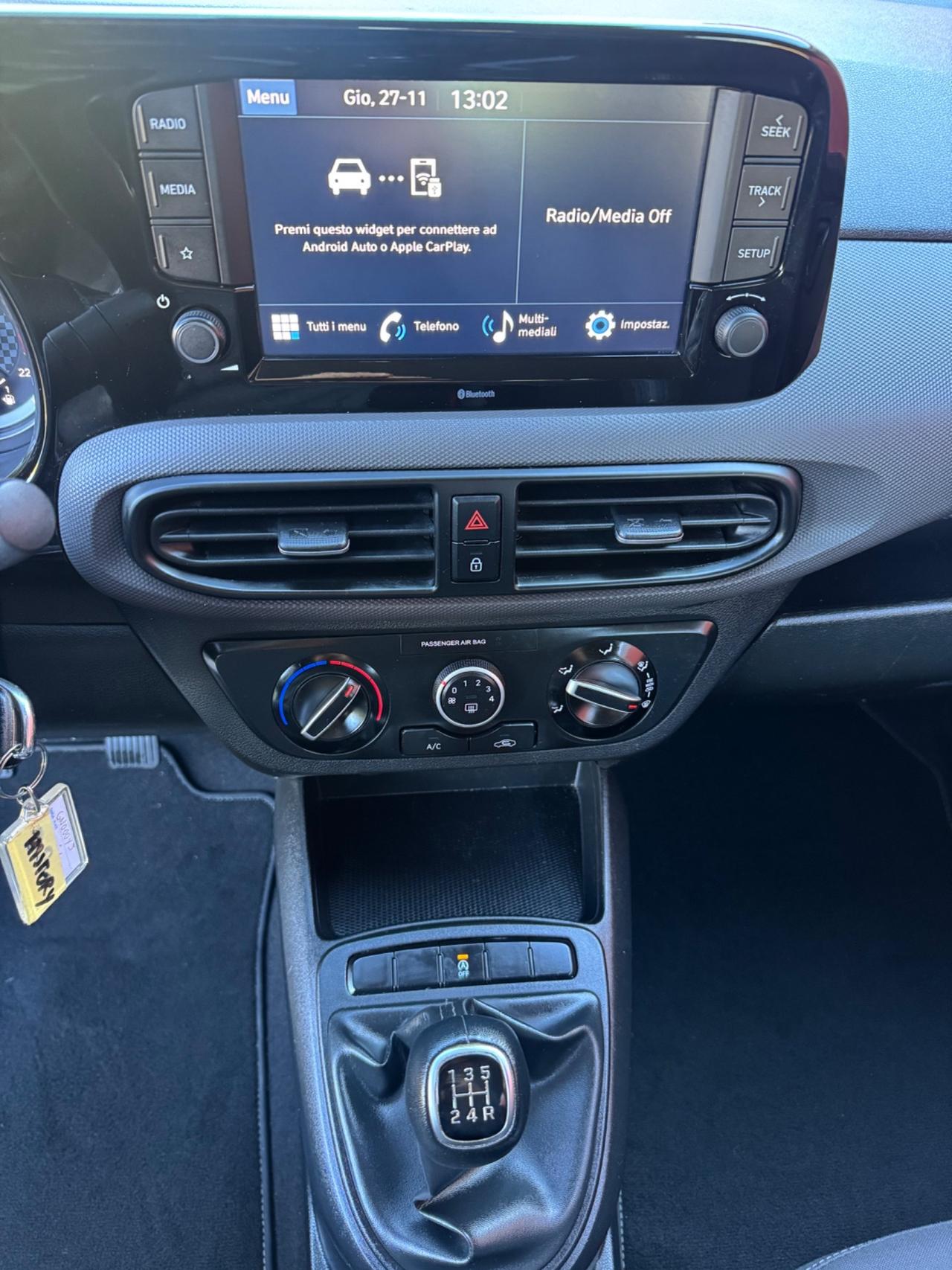 Hyundai i10 idonea ai neopatentati tagliandata