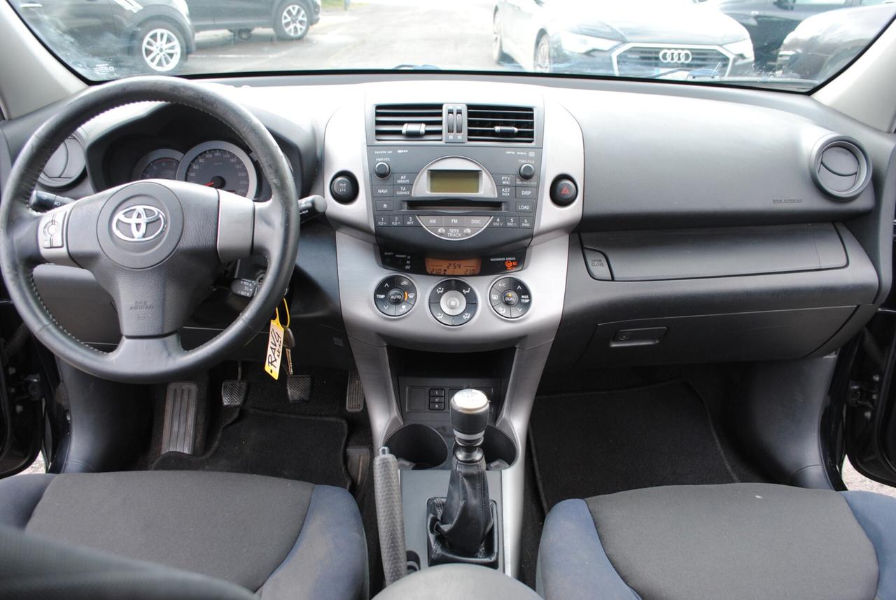 TOYOTA RAV 4 2.2 D-4D 136 CV