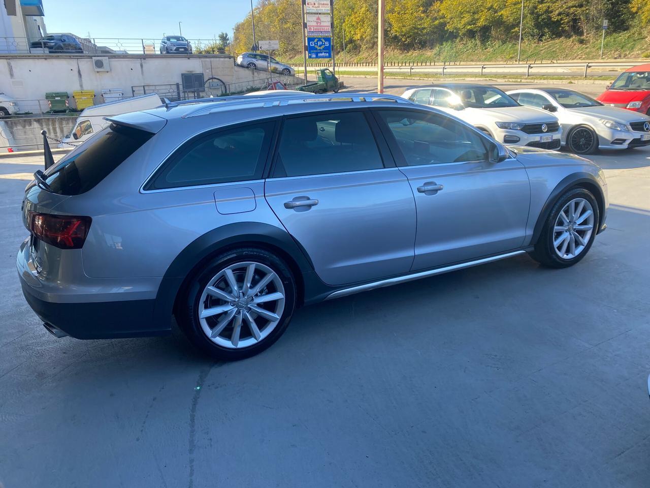 Audi A6 allroad 3.0 TDI 272 CV S tronic Business Plus