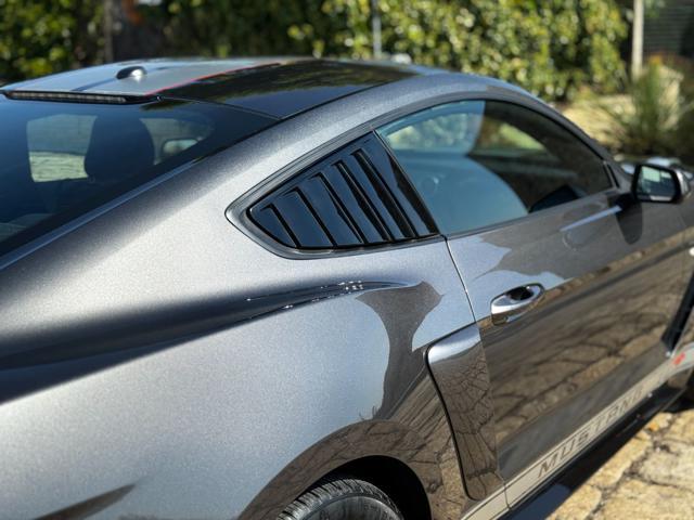 FORD Mustang Fastback 2.3 EcoBoost aut - Body Kit Shelby GT350
