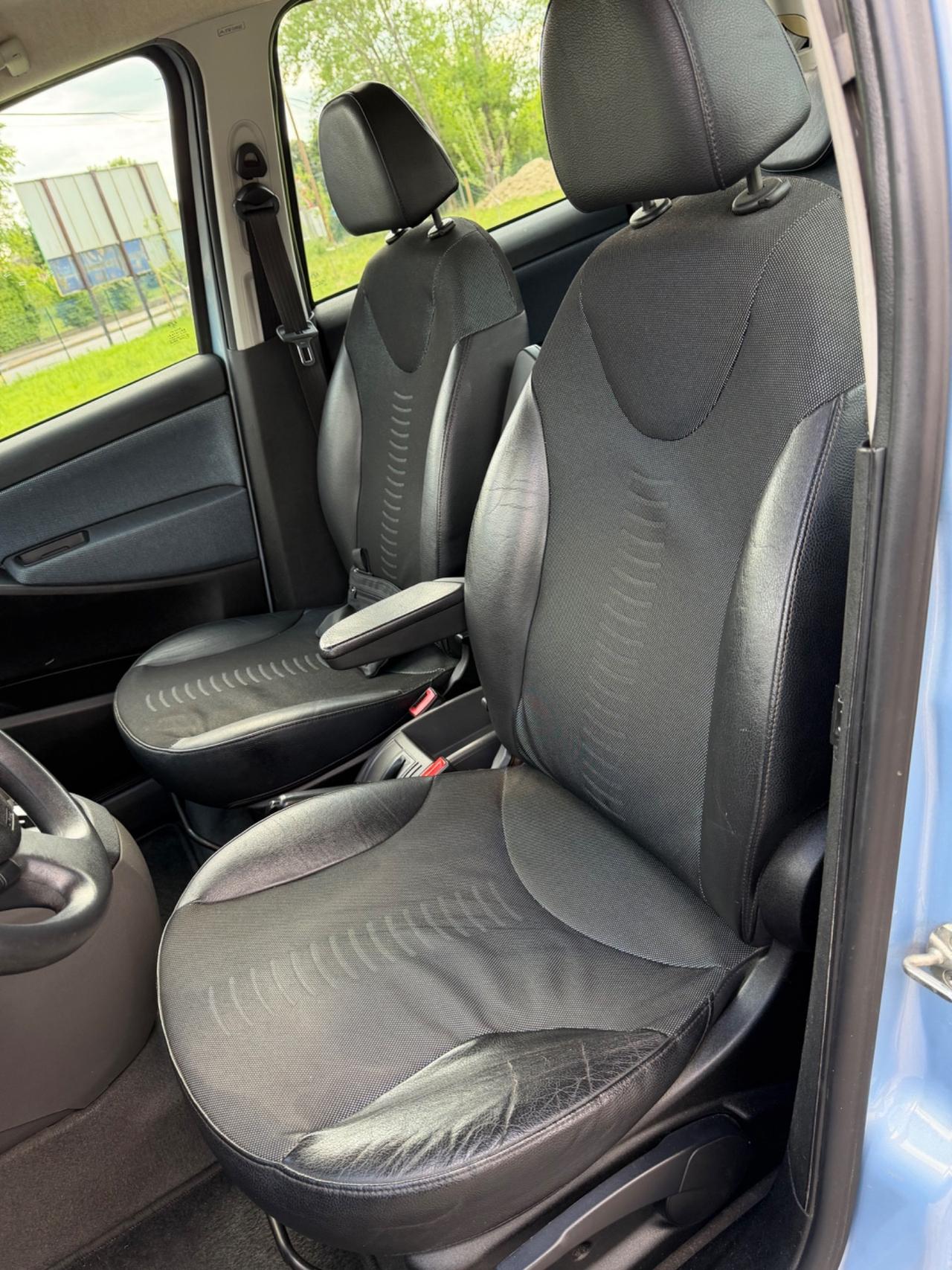 Fiat Idea 1.3 Multijet 16V Active automatica