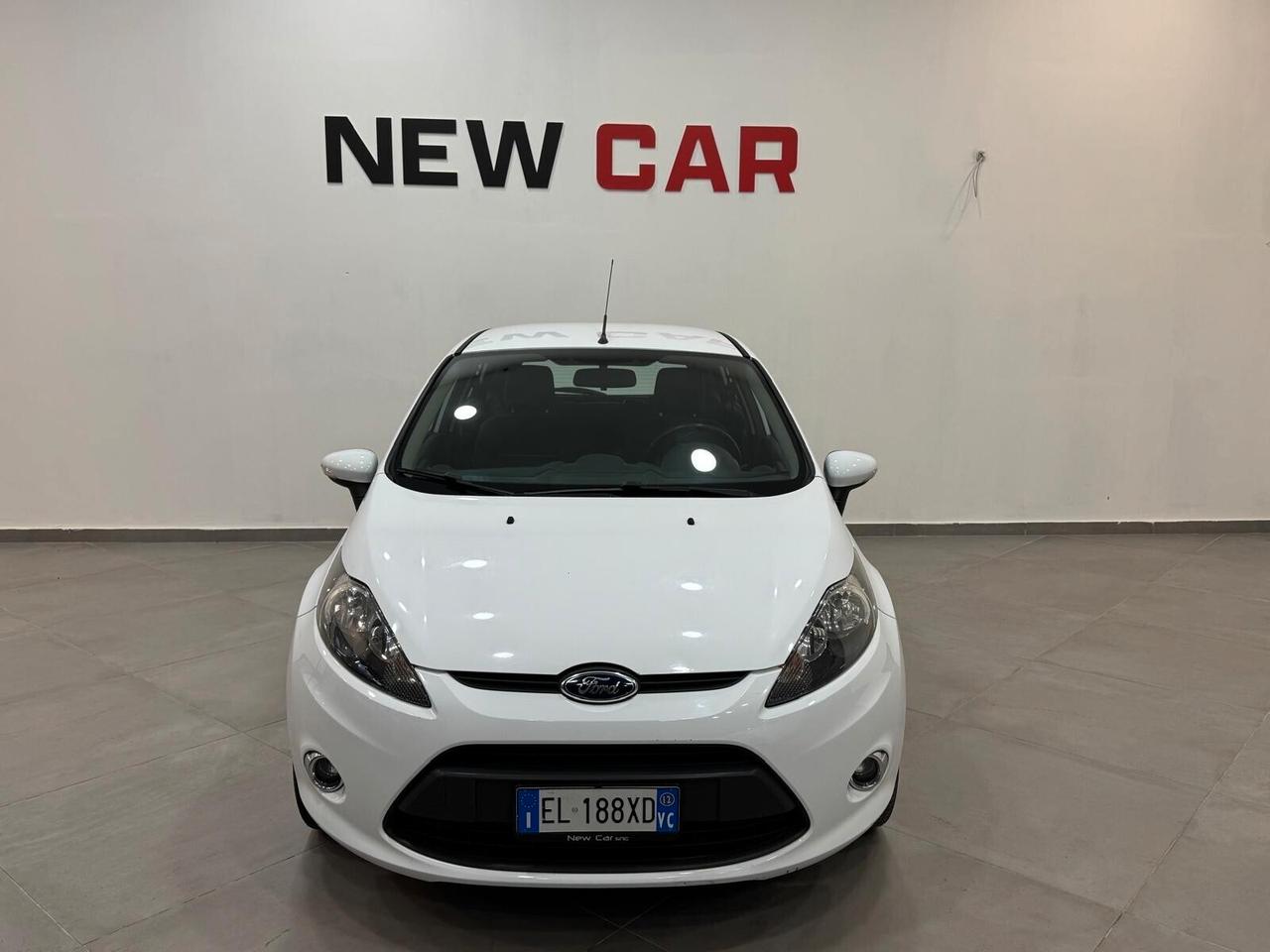 Ford Fiesta 1.4 TDCi 70CV 5 porte Titanium