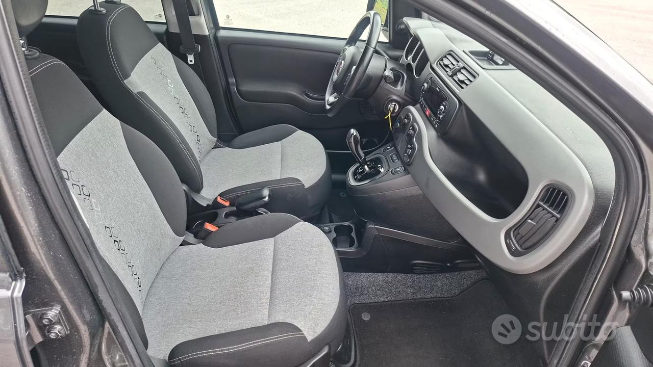 fiat panda lounge cambio automatico