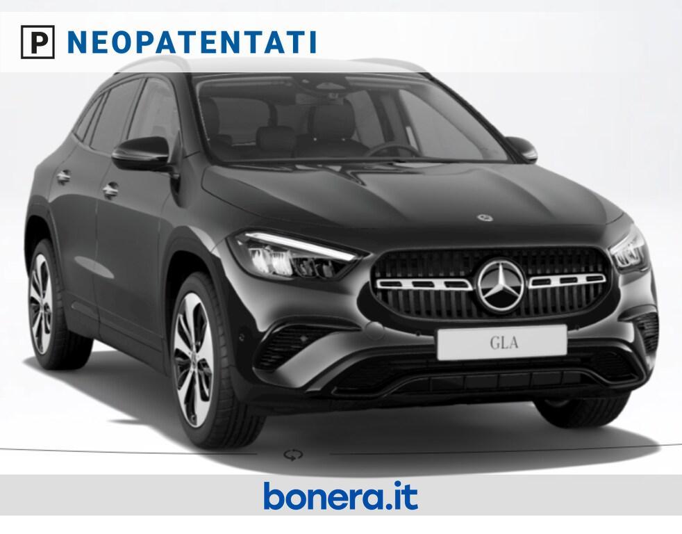 Mercedes GLA 180 180 D Progressive Advanced Plus 8G-DCT