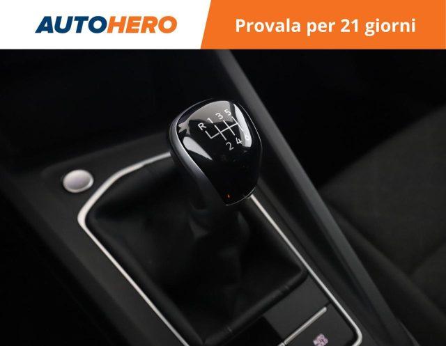 VOLKSWAGEN Golf 1.0 TSI EVO Life