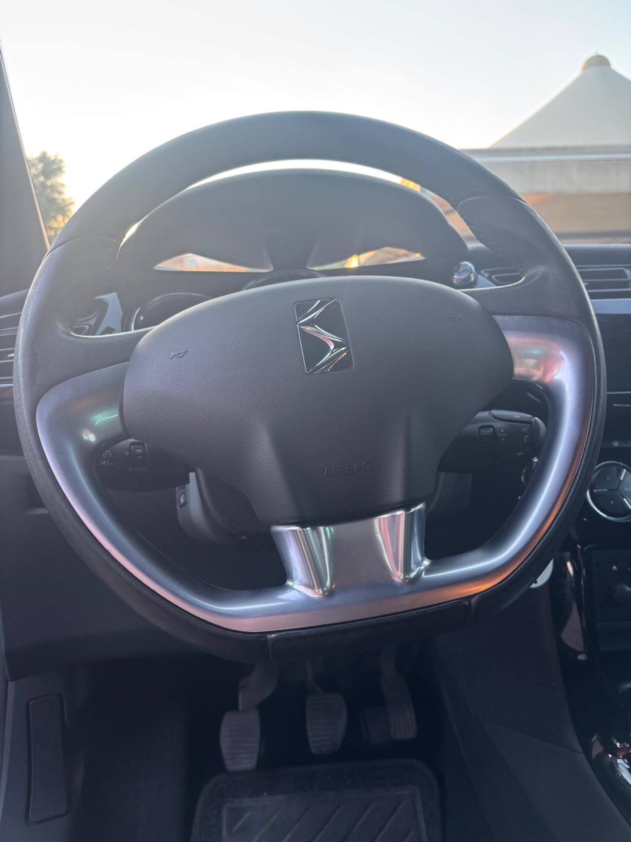 Ds DS3 3 1.4 HDi 70 Chic 2014