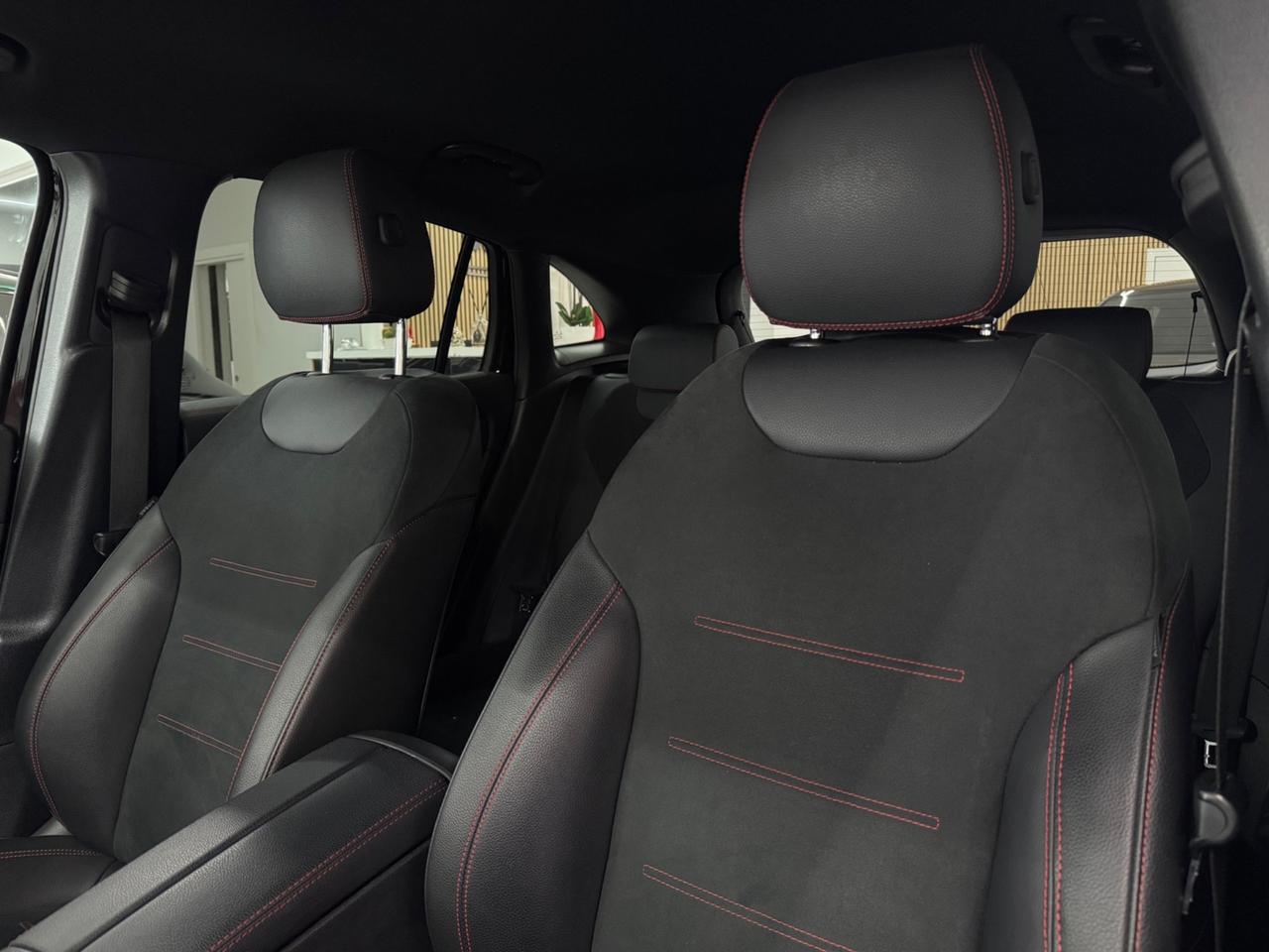 Mercedes-benz GLA 200d 4Matic Premium Amg