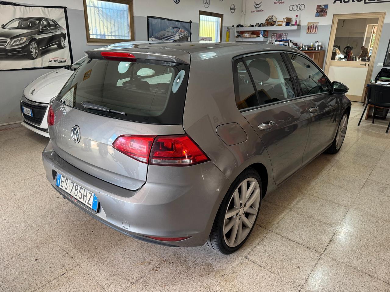Volkswagen Golf 2.0 TDI 140 cv. 5p. Highline BlueMotion Technology