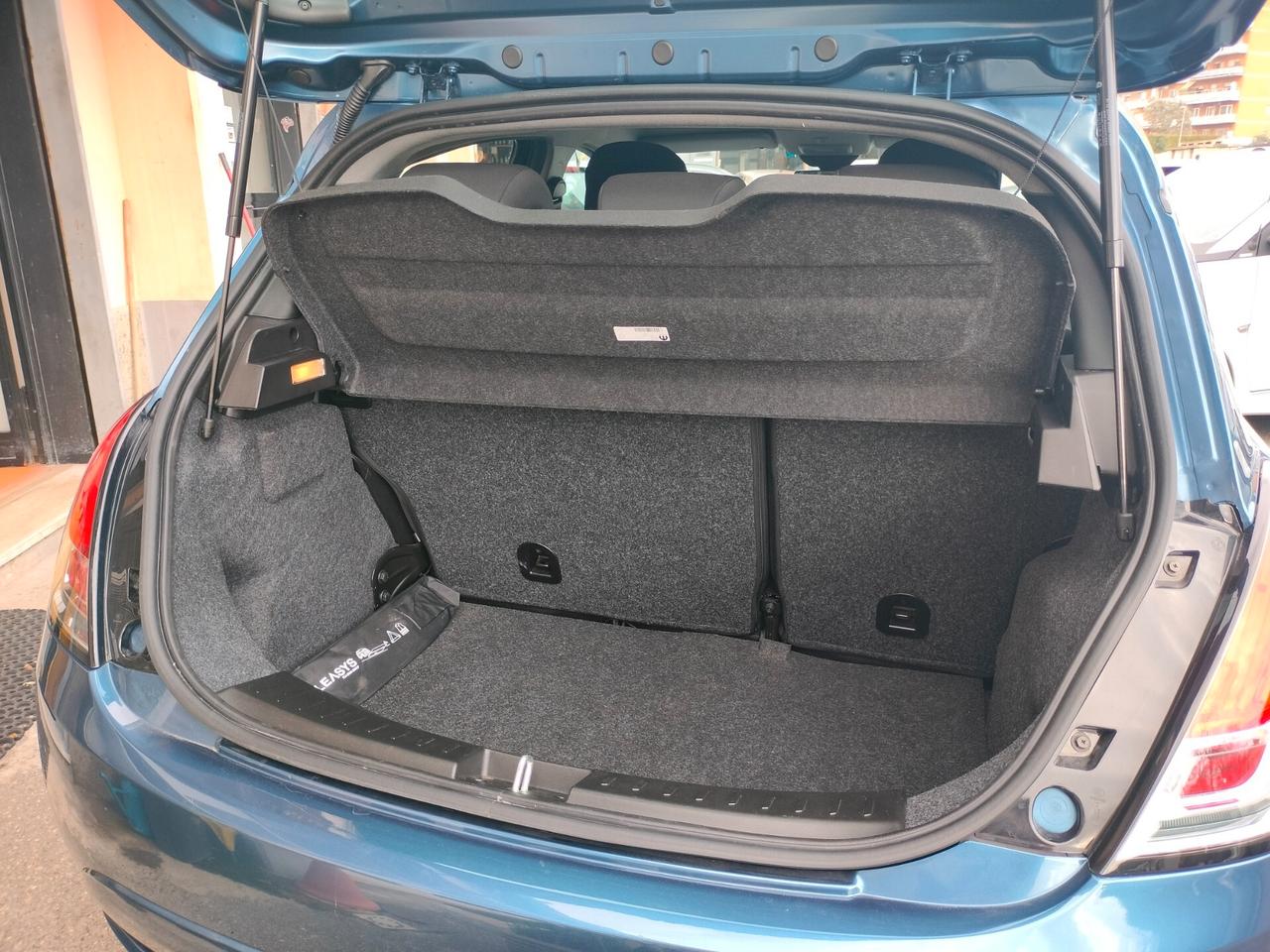 Lancia Ypsilon Hybrid Gold prezzo REALE