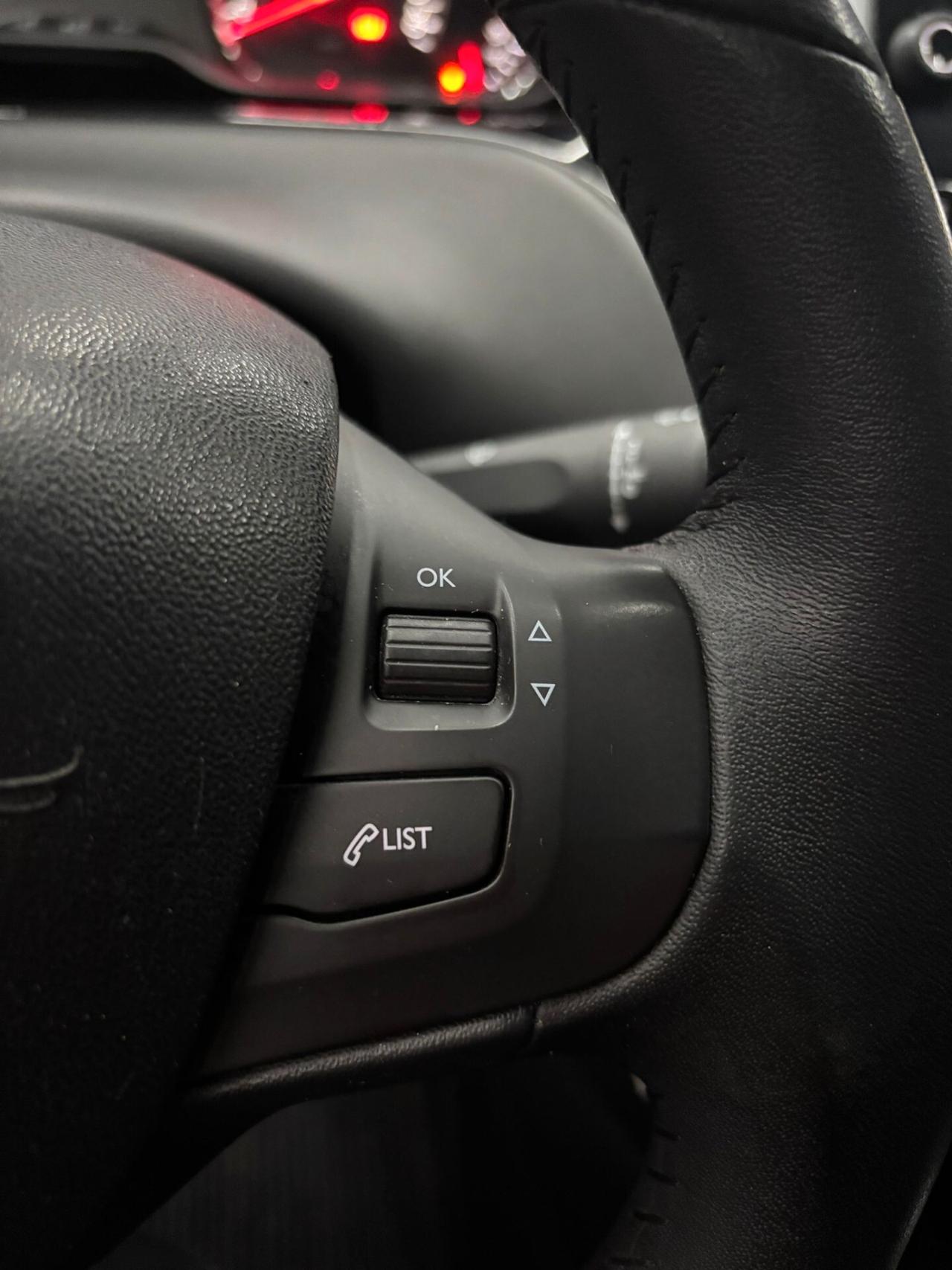 Peugeot 208 1.4 VTi 95 CV 5p. GPL Active