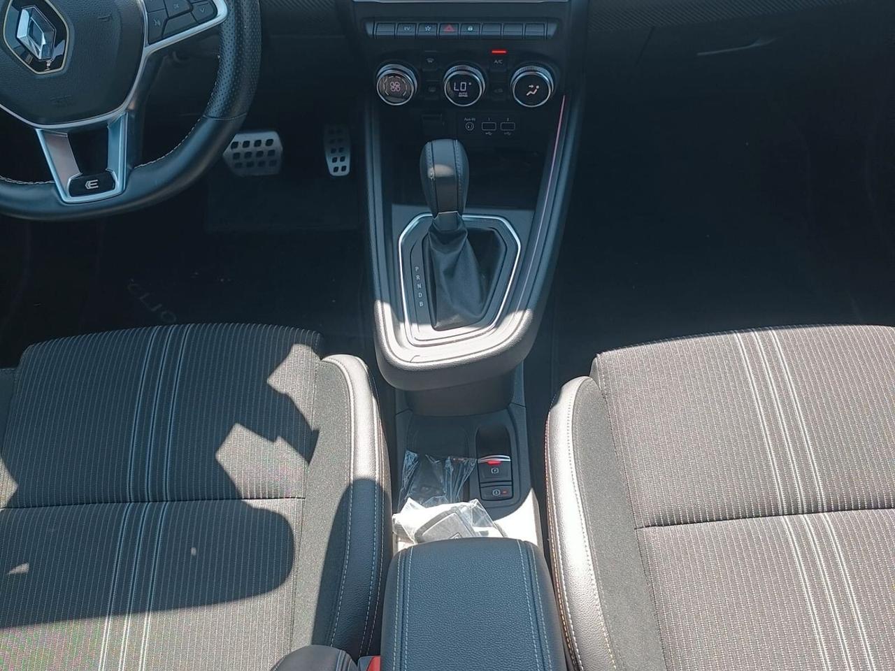 Renault Clio Full Hybrid E-Tech 145 CV 5 porte Techno